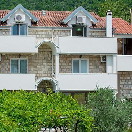 Apartmani Krgusic Tivat Kültér fotó