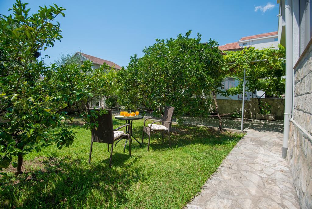Apartmani Krgusic Tivat Kültér fotó