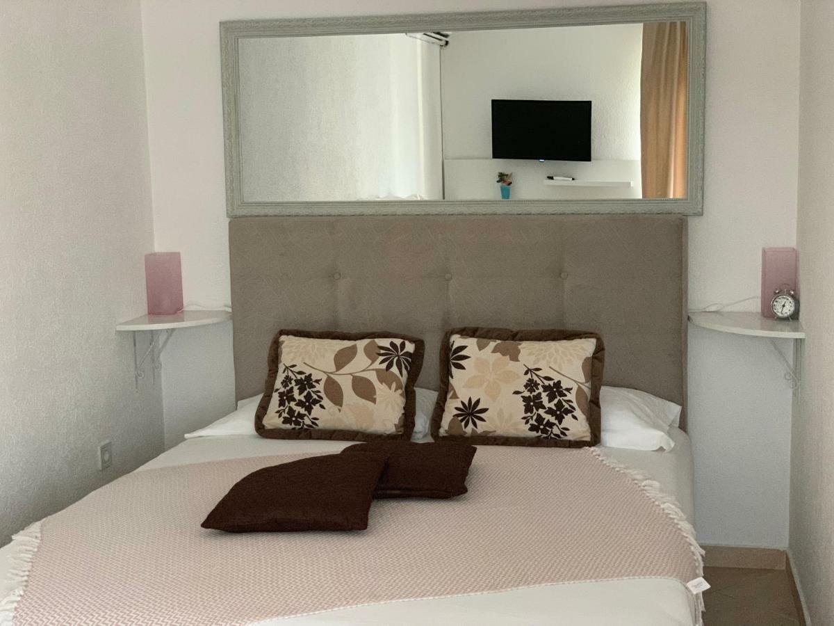 Apartmani Krgusic Tivat Kültér fotó
